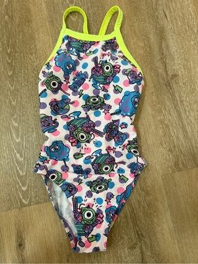 Mizuno Pixar girls swim suit 130 cm